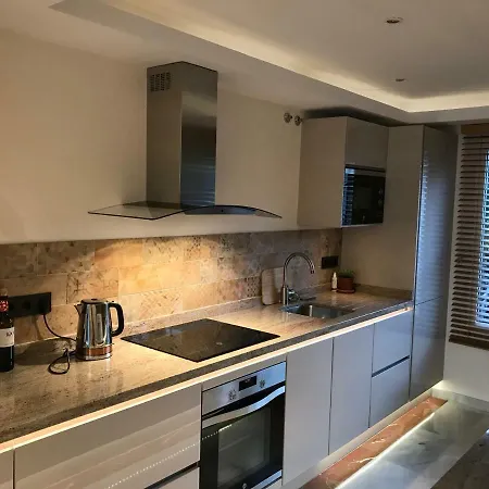 Lomas De Cabopino Marbella