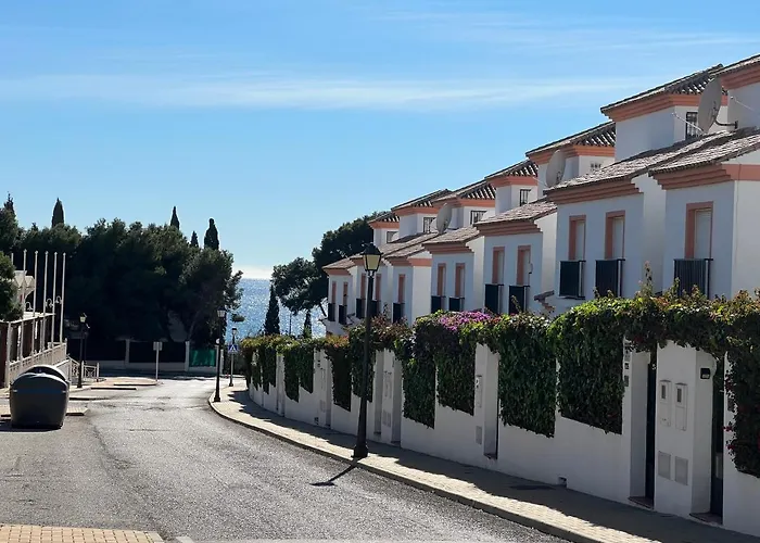 Lomas De Cabopino Casa de Férias Marbella