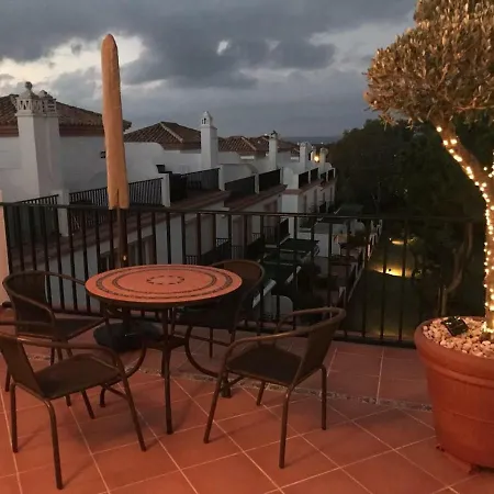 Lomas De Cabopino Casa de Férias Marbella