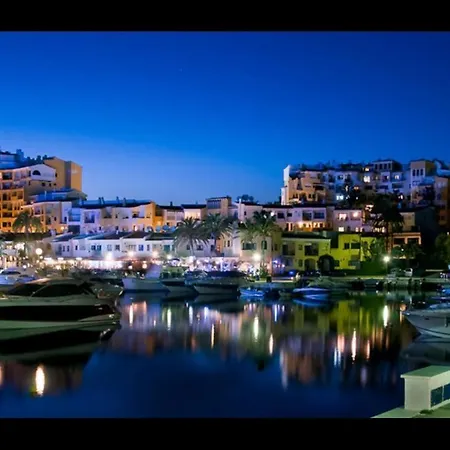 Lomas De Cabopino ماربيا