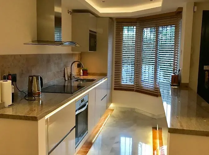 Lomas De Cabopino Dom wakacyjny *