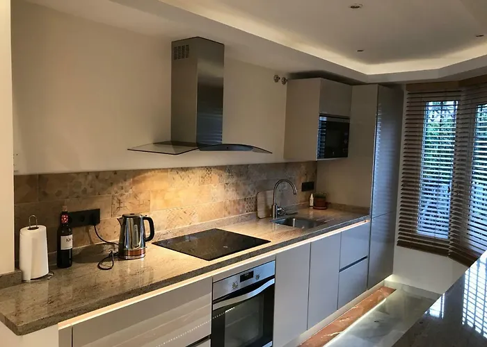 Lomas De Cabopino Marbella